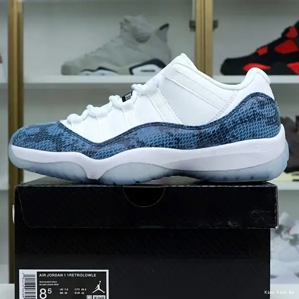 Kimikick Air Jordan snakeskin” 11 Jordan “navy 0615